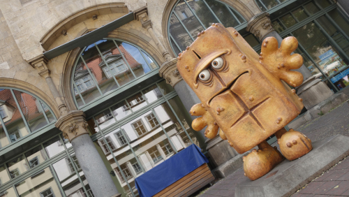 Kika-Figur von Bernd das Brot in Erfurt