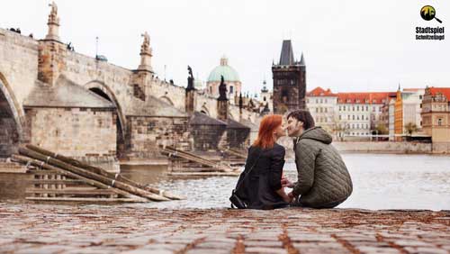 Verliebt mit der Stadtspiel Schnitzeljagd in Prag